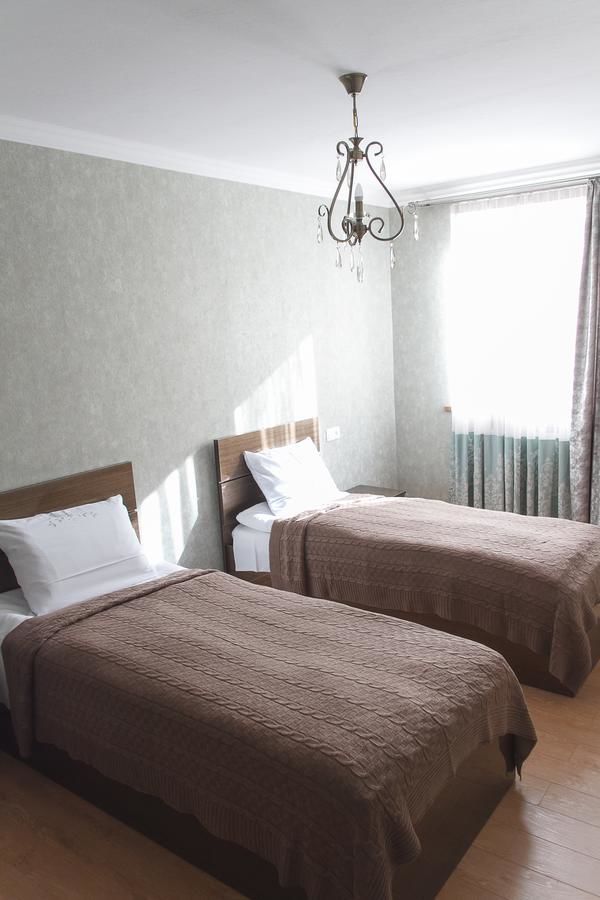 Гостевой дом Sunny Mountain House Степанцминда-36