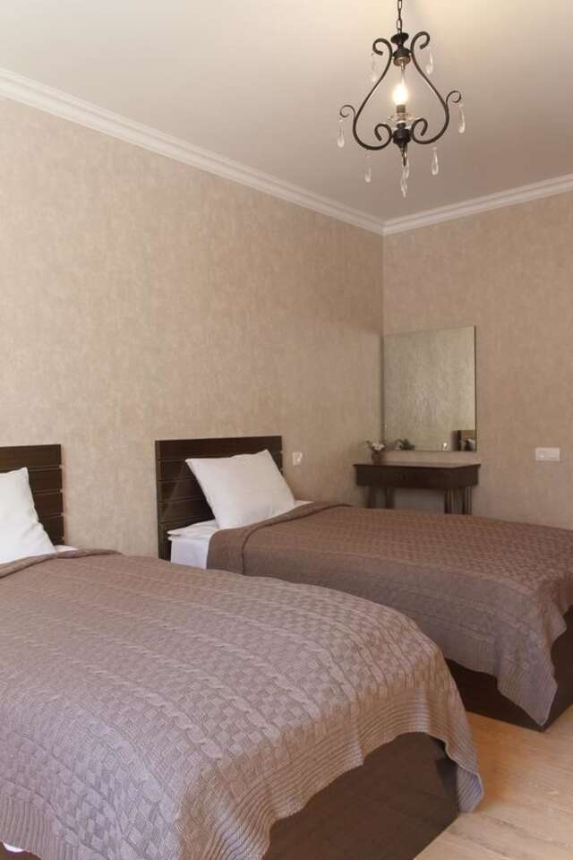 Гостевой дом Sunny Mountain House Степанцминда-28
