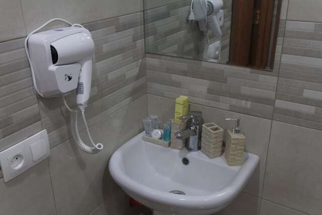 Гостевой дом Sunny Mountain House Степанцминда-40